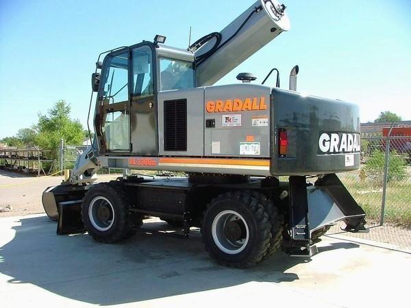 Gradall XL3300 III