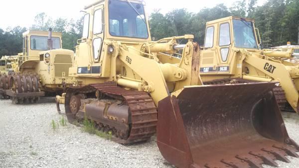Caterpillar 963 Track Loader with Ripper
