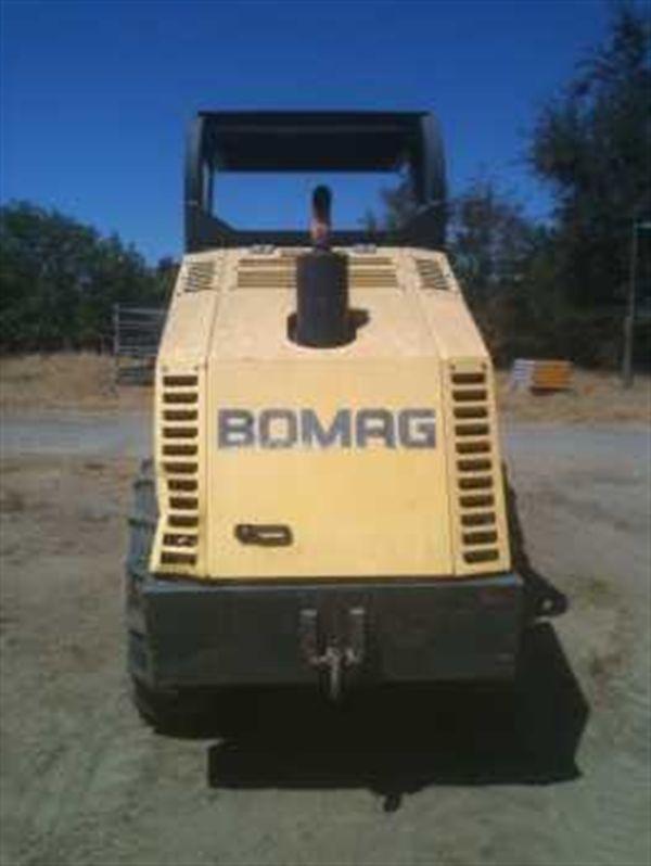 Bomag BW177PDH-3 Pad Drum Roller