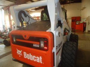 Bobcat S850 Skid Steer