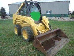 New Holland LX665T Skid Steer w/ Enclosed Cab