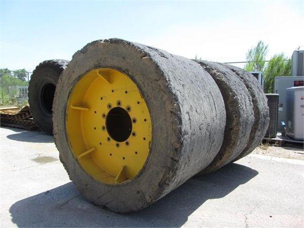 Volvo 17.5 x 20.5 Solid