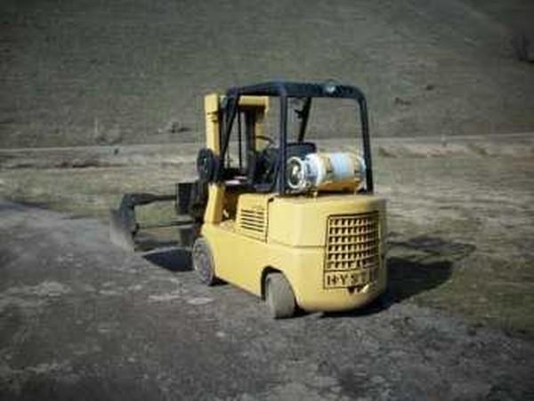 Hyster S70 Forklift with Cascade Clamp