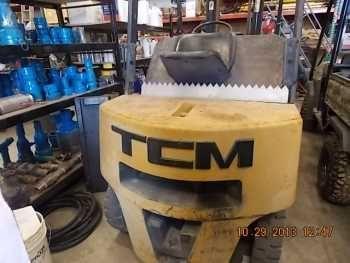 TCM Forklift Model FG25N2S