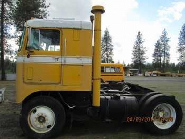 Kenworth DH Tractor