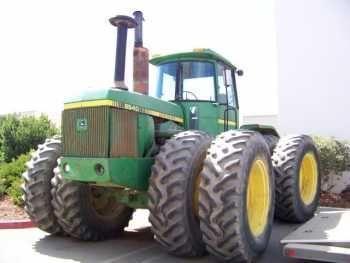John Deere 8640 4x4 Farm Tractor