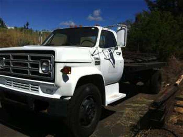 GMC Sierra 6500 Truck and Chassis