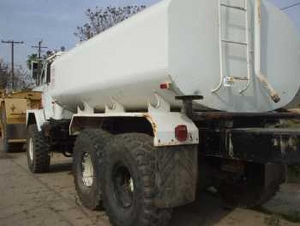 International Paystar 5000 Water Truck