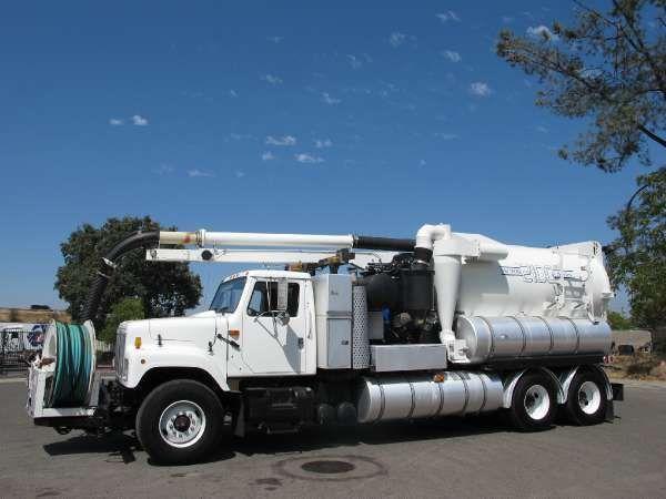 Vactor 2100 Positive Displacement Sewer Cleaner
