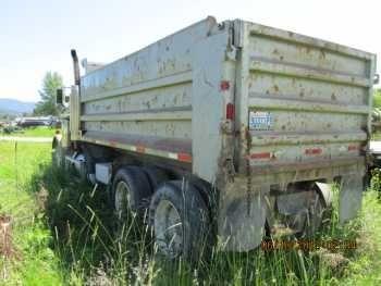 Freightliner FLC12604T Dump Truck