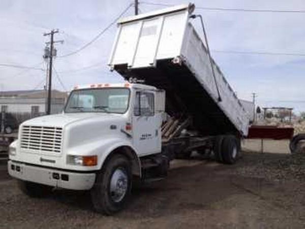 International 4700 Dump Truck