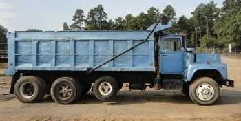 Mack DM685S Tri-axle Dump Truck