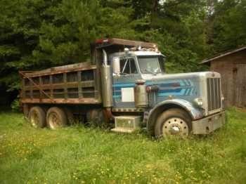 Peterbilt 359 Dump Truck