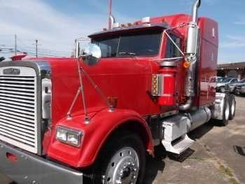 Freightliner FLD12084T-Classic